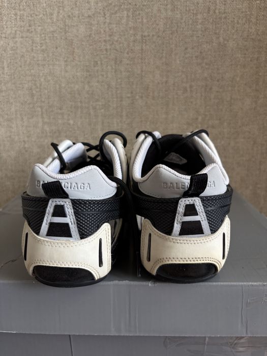 balenciaga drive tyrex track runner