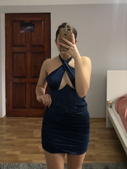 sukienka mini iituba z dekoltem oh polly