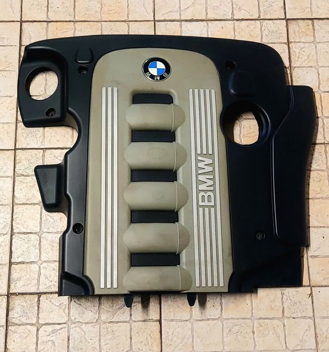 Tampa de motor BMW E60 / E61448052408259727361