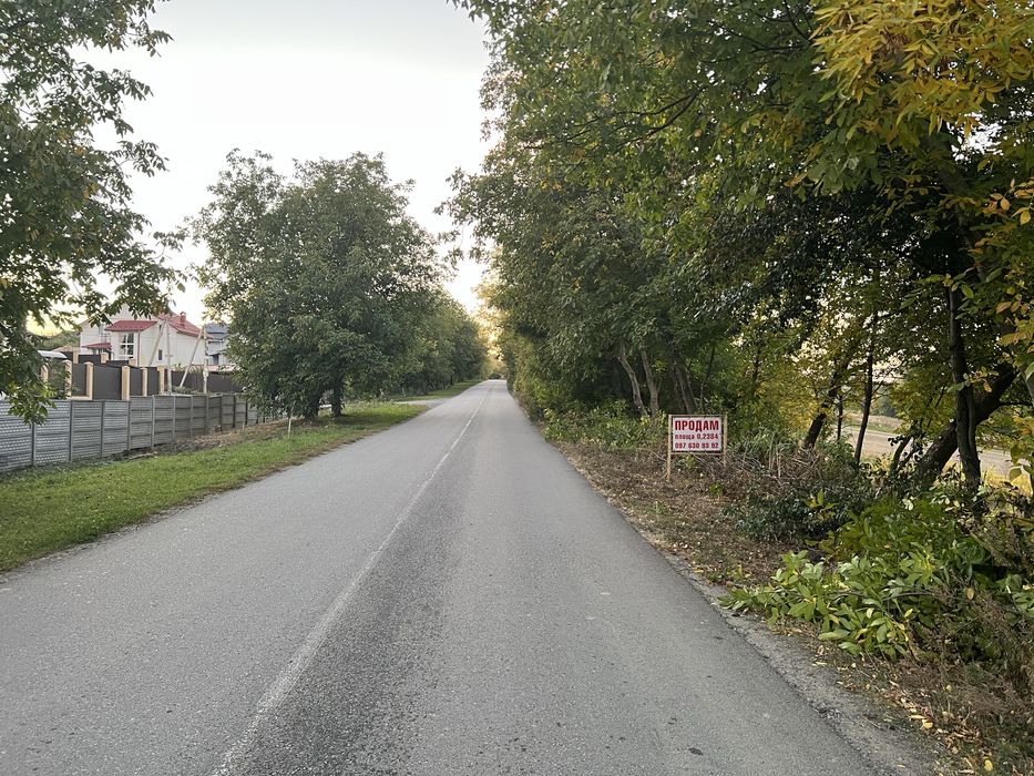 Земельна ділянка у місті