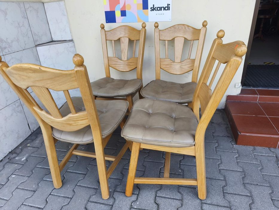 Krzesła dębowe 4 sztuki