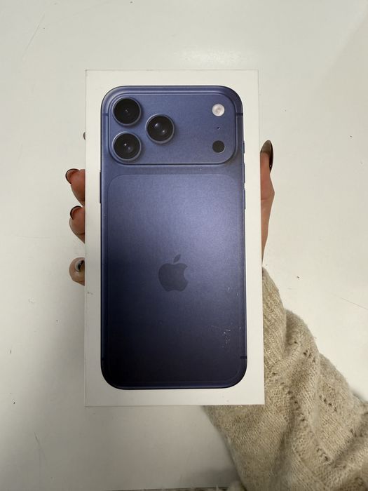 IPhone 17 Pro Max 256GB Granatowy / Deep Blue Nowy Wieliczka • OLX.pl