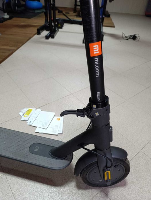 Trotinete Xiaomi Mi Electric Scooter Essential