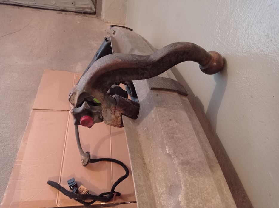 Hak holowniczy Westfalia audi A6 C5 kombi.