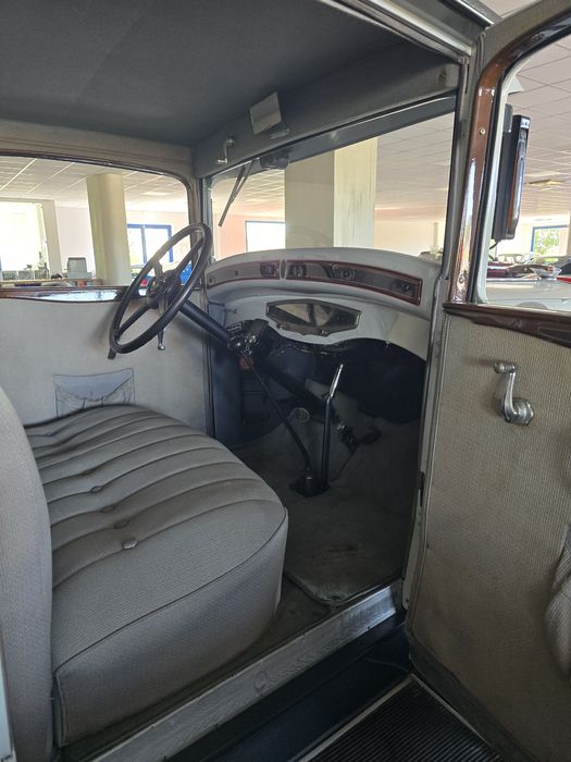 Chrysler 525,  в ньому їздив Аль Капоне