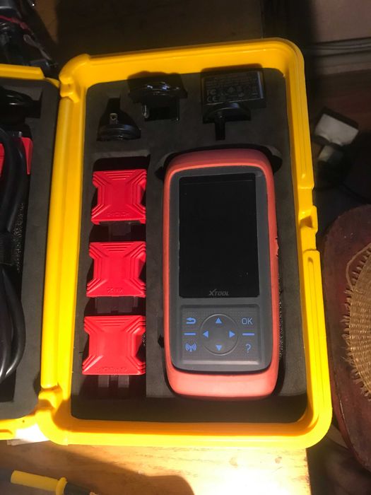 XTOOL X100pro2 Для привязки ключей читаня пин кода