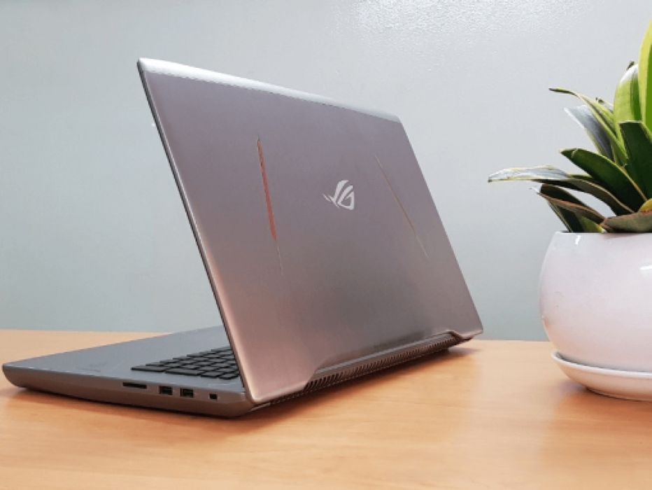 Мощный Игровой Ноутбук ASUS ROG (8Гиговая видеокарта) Танки, Киберпанк