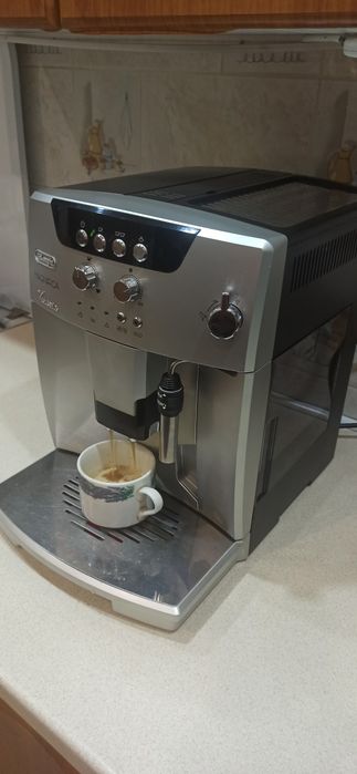 Кофемашина Delonghi Magnifica Eco