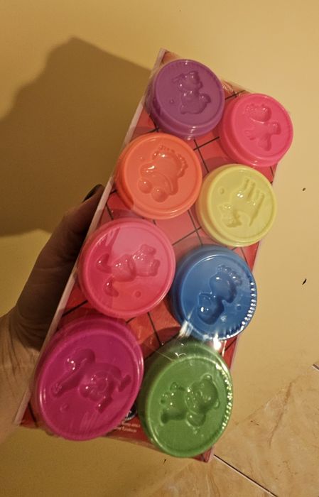 Zestaw farby i ciastolina