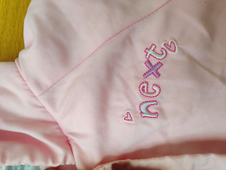 Продам куртку на 3-4 мес