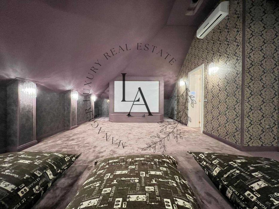 Новый Особняк Общая площадь 950м.Дом 577м.В самом Центре Козина.Без-%