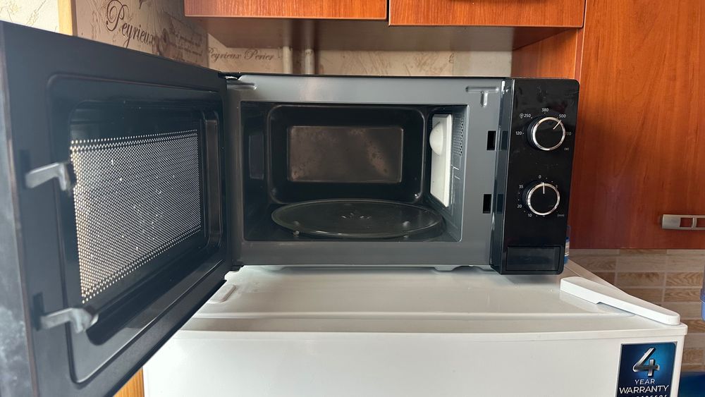 Мікрохвильова піч samsung