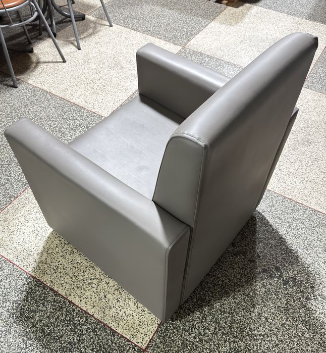 Sofás e mesas de café