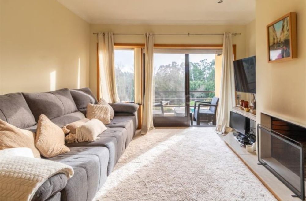 SOU CONSULTORA -  T2 em condominio fechado