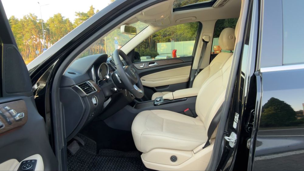 Mersedes benz GLS
