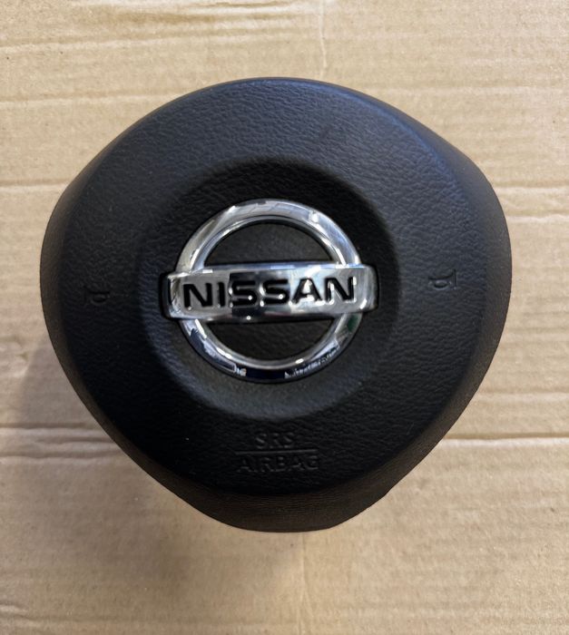 Подушка безпеки водія (Airbag)  ZE1 0589P1000736 на Nissan Leaf 62 кВт 2017-2025