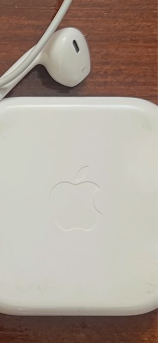 Навушники Apple дротові