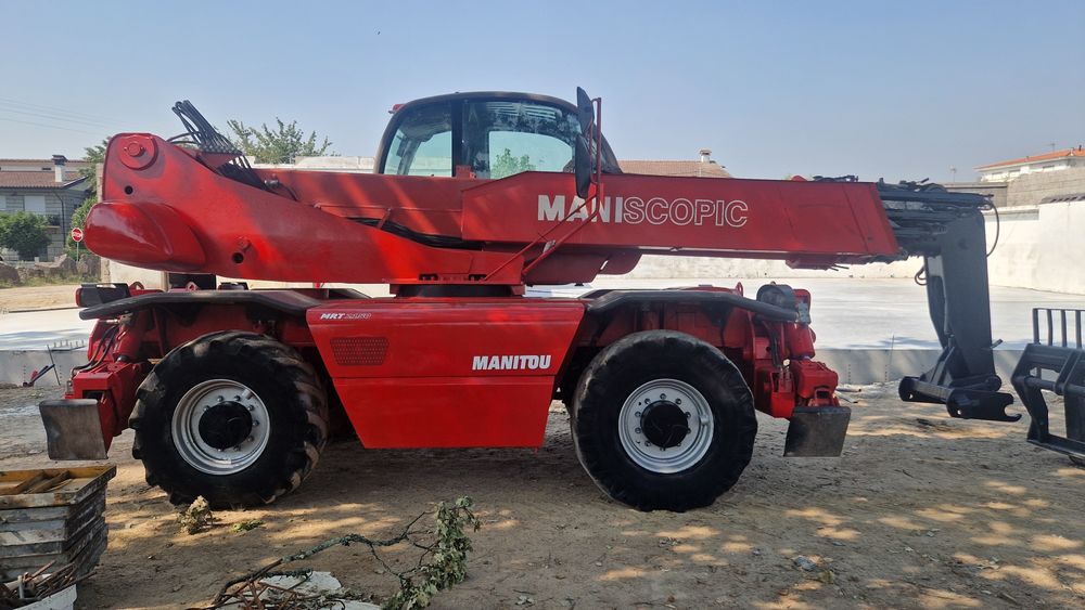 Empilhador Telescópico Rotativo Manitou MRT 2150