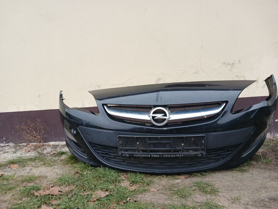 Передній бампер opel astra j 2014