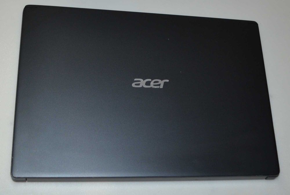 Ноутбук Acer Aspire A515