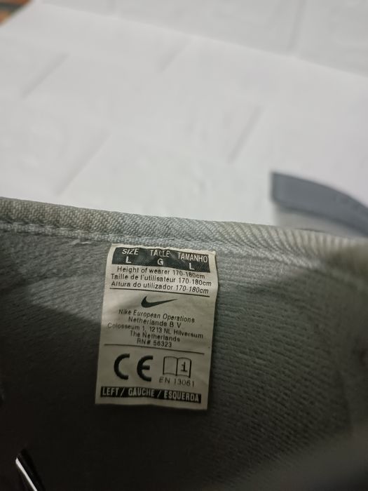 Щитки для футболу Nike