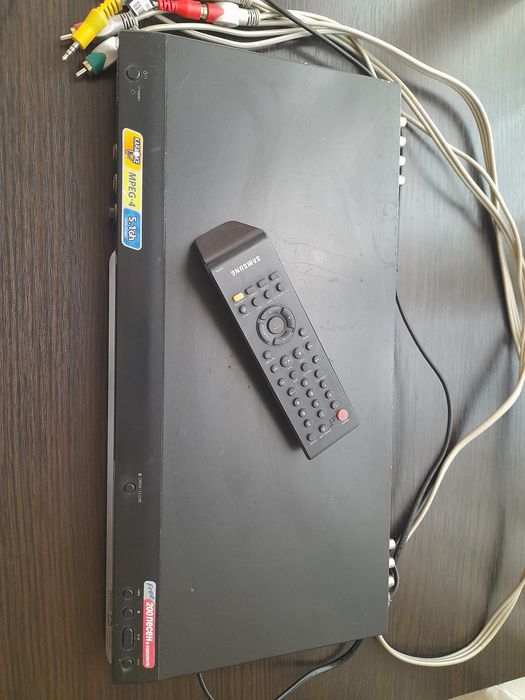 Samsung лазерный видеопроигрыватель DVD-P466KD