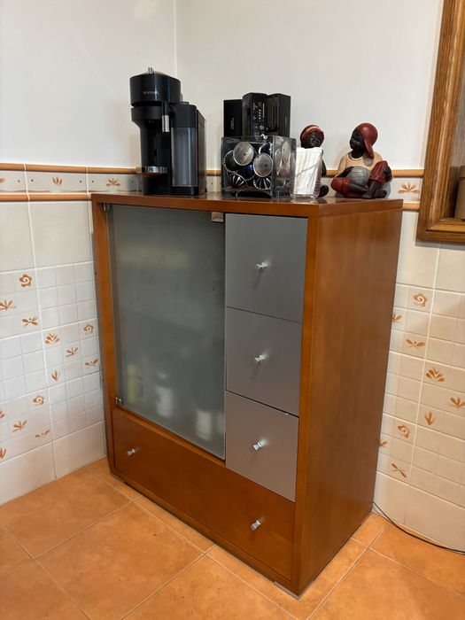 Cozinha equipada (inc. eletrodomésticos)