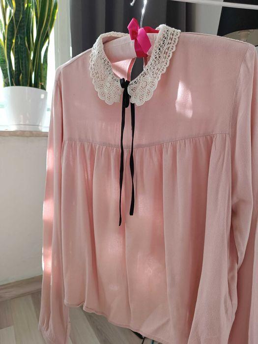 Elegancka bluzka w kolorze pudrowego różu h&m