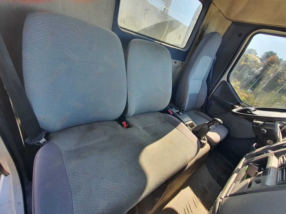 CAMIÃO RENAULT MIDLUM - 4X2 – 10T - 180cv - Tri basculante