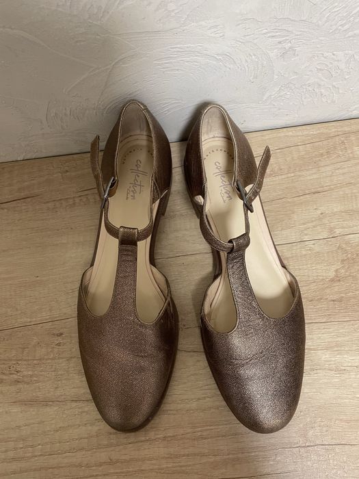 Золоті туфлі Clarks, 42 розмір, натуральна шкіра.