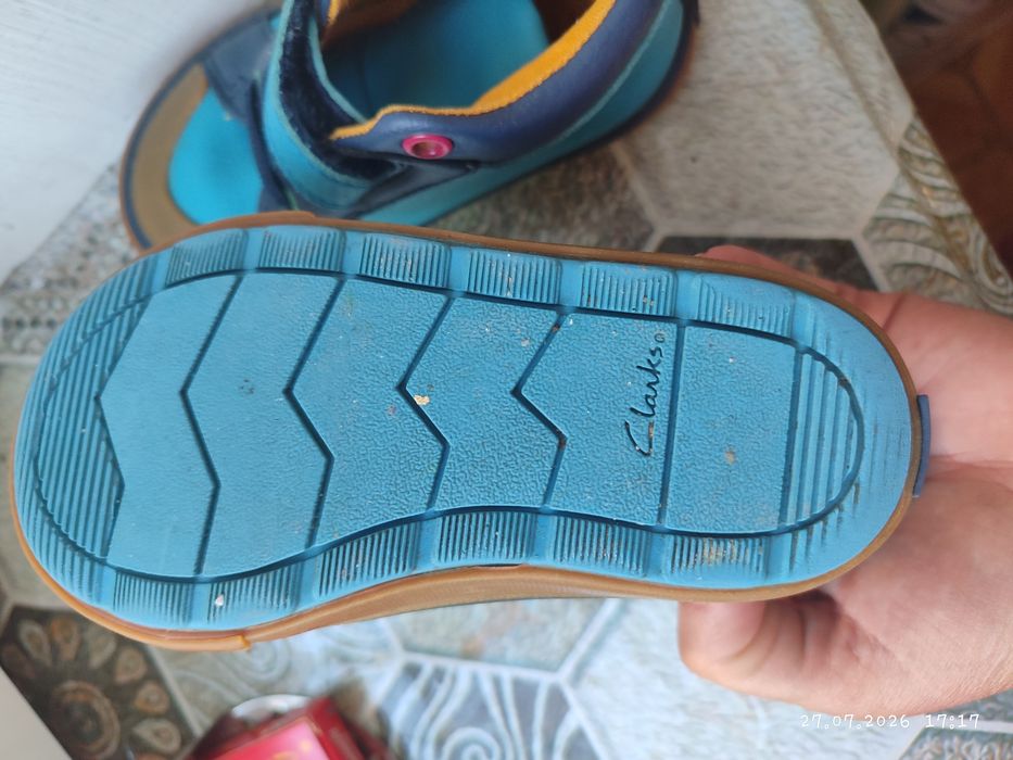 Дитячі шкіряні кеди Clarks