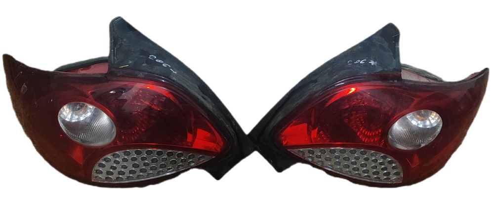 Peugeot 206 plus lampy tył lewa i prawa