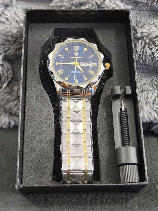 Relógio Poedagar Luxo