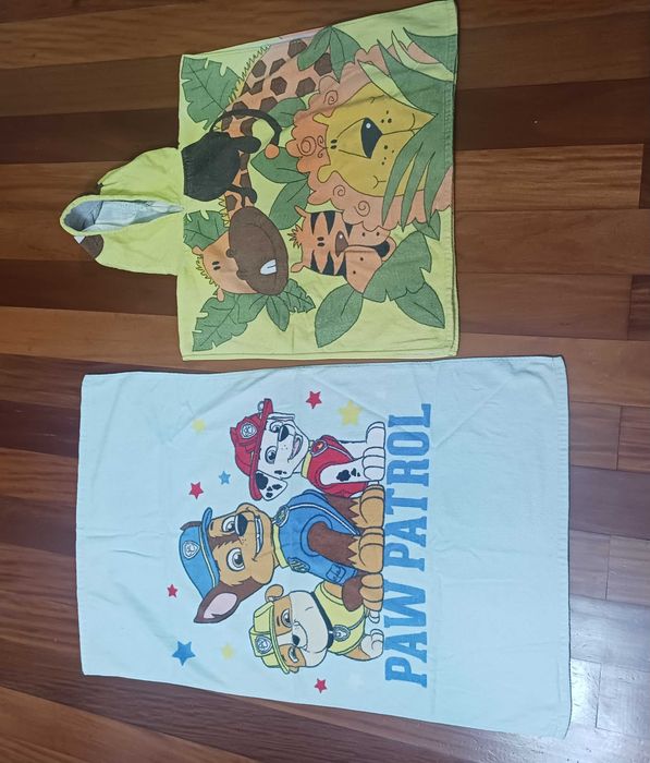 Conjunto de 2 toalhas de praia para criança