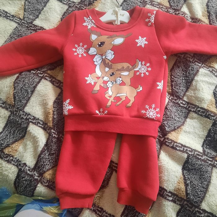 Дитячі костюми  в гарному стані