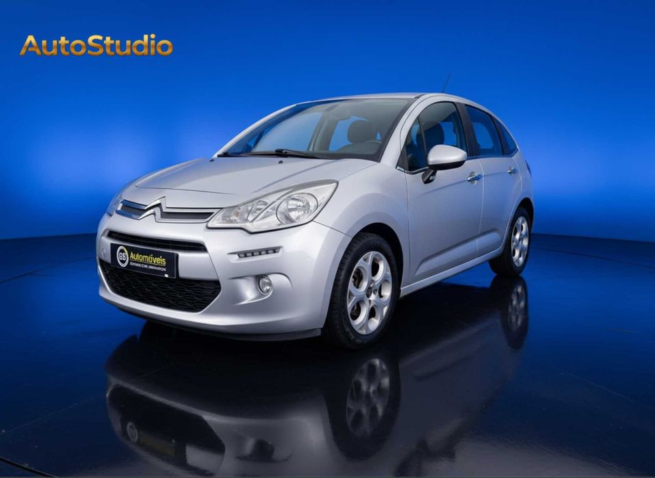 AutoStudio para Stand de Automóveis