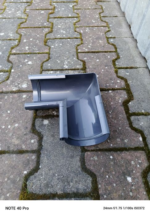 Narożnik 135 stopni PCV