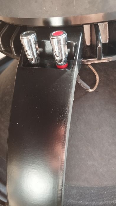 Динаміки  Emiter-S 4ОHM 600W HY-1810