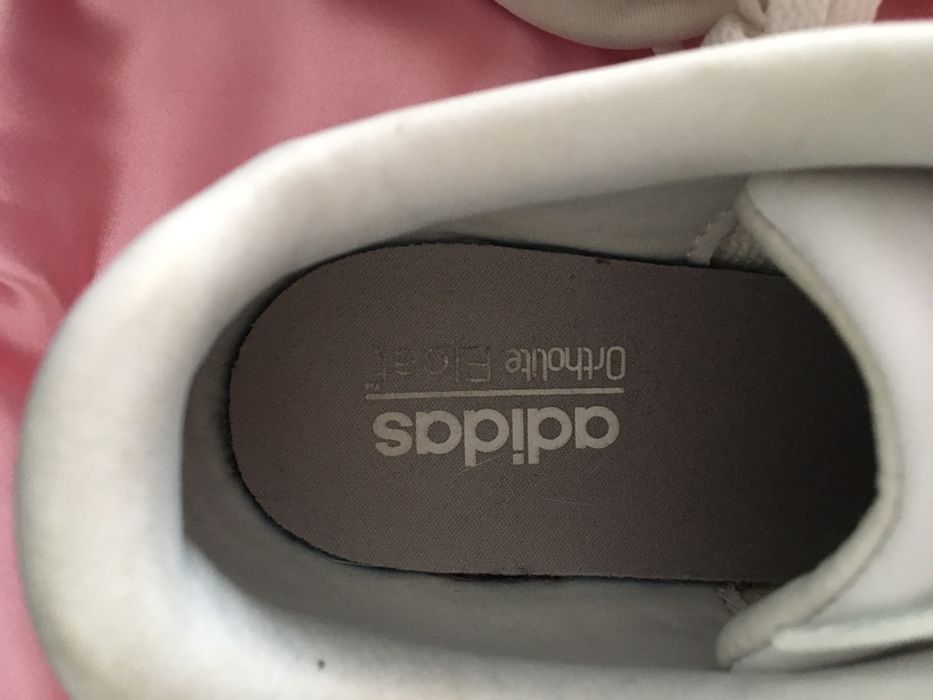 Vendo Adidas n. 38 muito bom estado