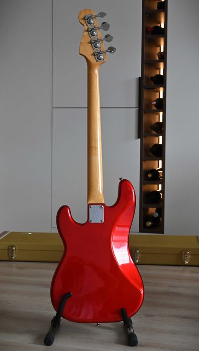 Fender Japan Precision Bass z lat 90, CAR, lekki 3,8 kg, gitara basowa precel