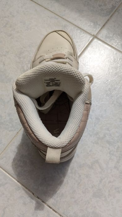 Botas desportivas creme e rosa