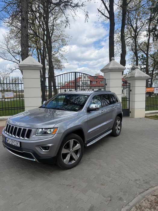 Zawiozę do ślubu bardzo ładnym autem jakim jest Jeep grand Cherokee