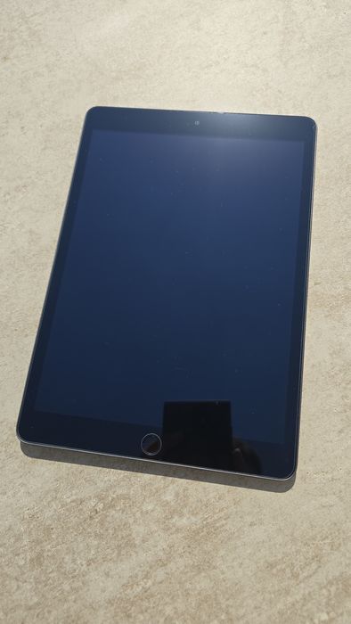 iPad 9 gen 10.2 cala 64gb plus e2 dwa etui