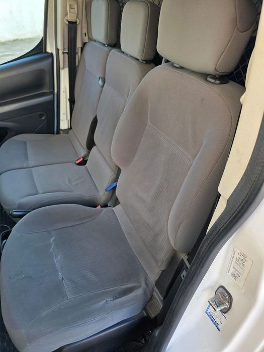 Peugeot Partner 3 Lugares 90cv impecável 2012/10 valor não negociável