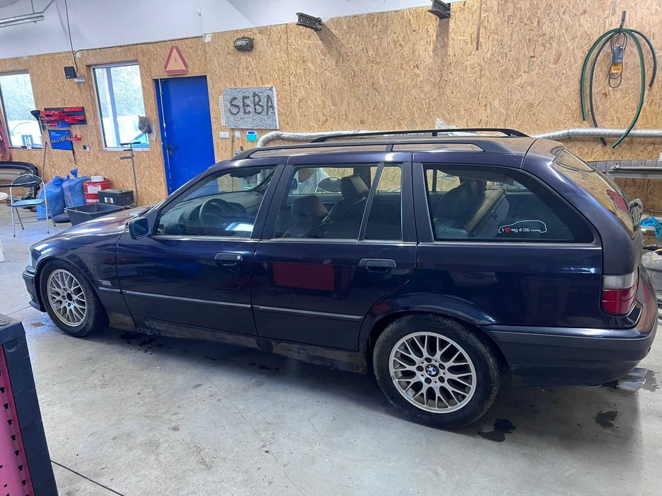 BMW E36 325i na sprzedaz w całości lub części