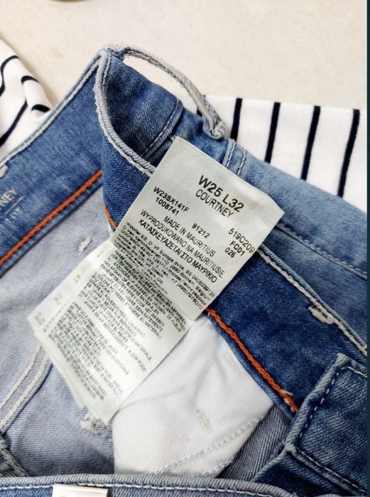Spodnie XS - S WRANGLER CORTNEY size 25