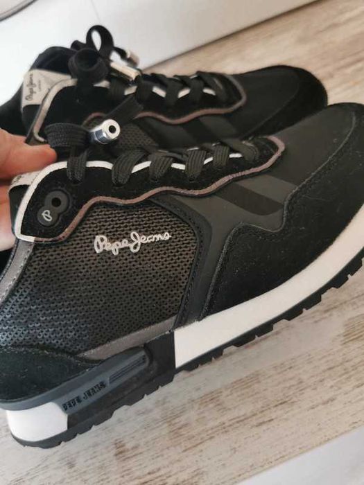 Sapatilhas Pepe Jeans pretas, de senhora