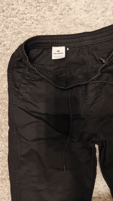 Spodnie jogery pull&bear