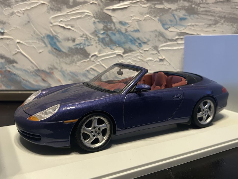 Porsche 911 cabrio 996 UTmodels 1/18