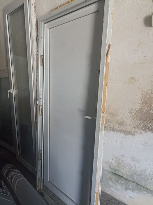 Drzwi aluminiowe używane .